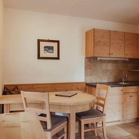 Refugium Laflu Apartments Corvara In Badia Exterior foto